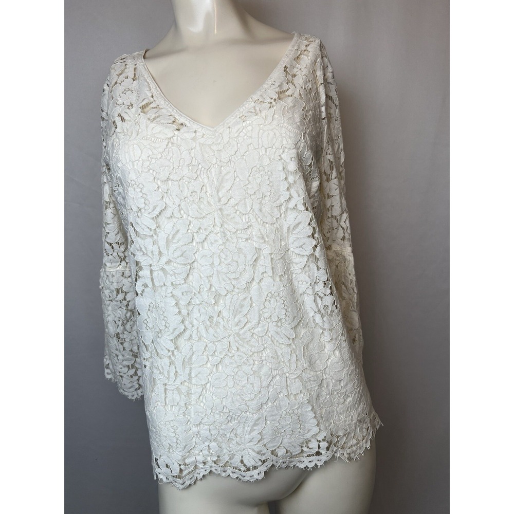 White House Black Market Ivory Lace Blouse w Separate Cami Medium